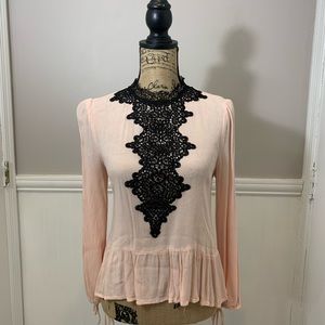 ⭐️7 for $25⭐️ Pink Lace Vintage Inspired Top